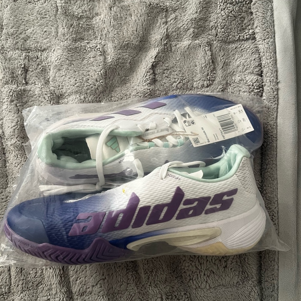 adidas Women's White Blue Purple Barricade Tennis Shoe size 8 women’s NEW - Picture 2 of 4